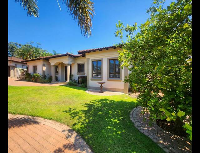 3 BEDROOM HOUSE FOR SALE IN UMHLALI GOLF ESTATE